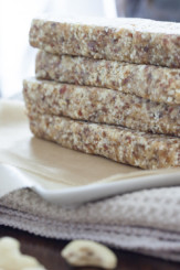 Make Your Own Cashew Cookie Larabar